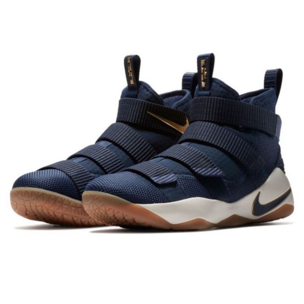Lebron Soldier 11 Basketball Shoes